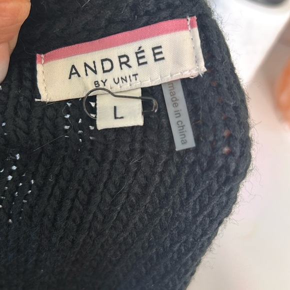 Andree by Unit knit black heart pompom sweater Large Balloon Sleeves - Picture 3 of 7